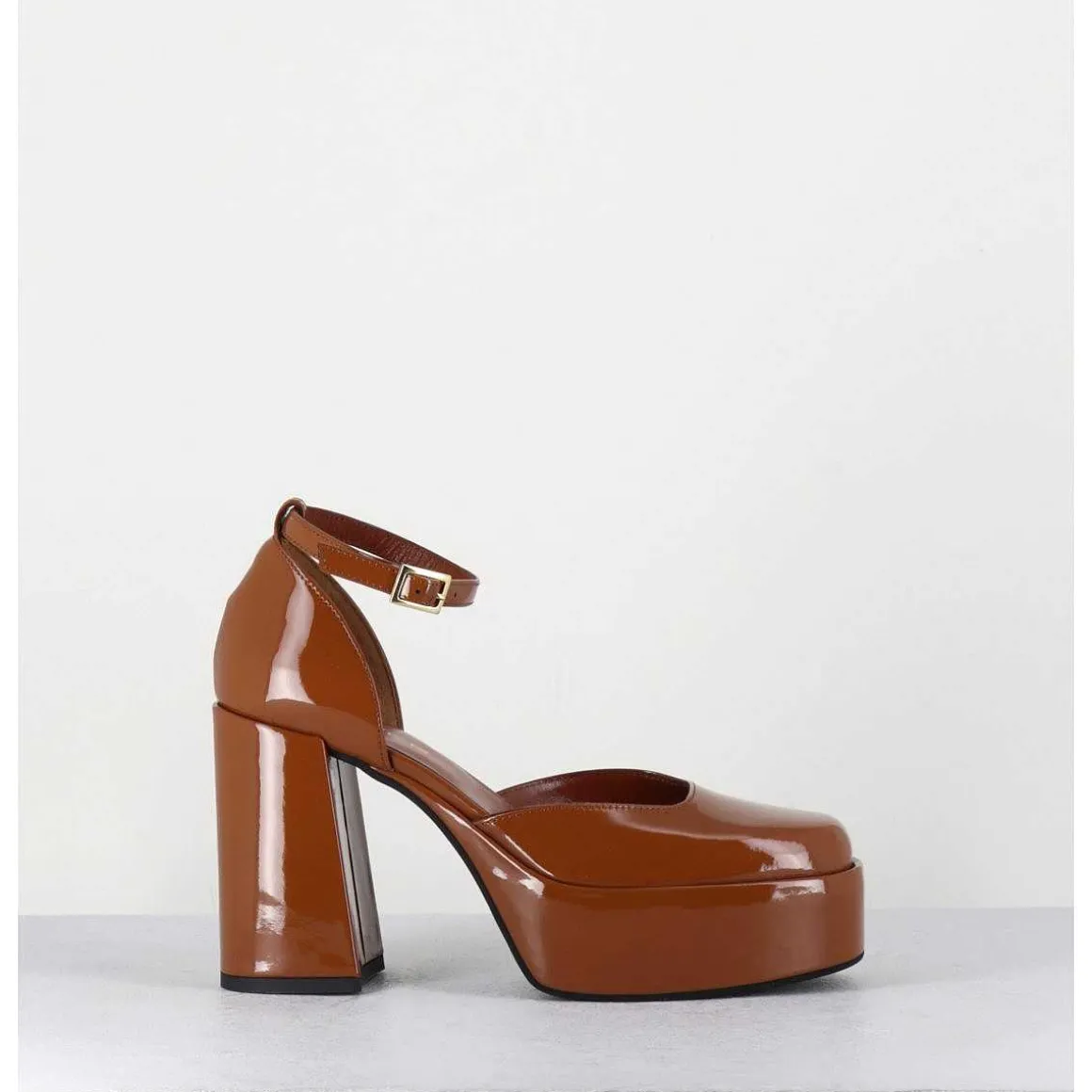 Babies A Plateforme En Cuir Vernis Caramel - Square Cuoio