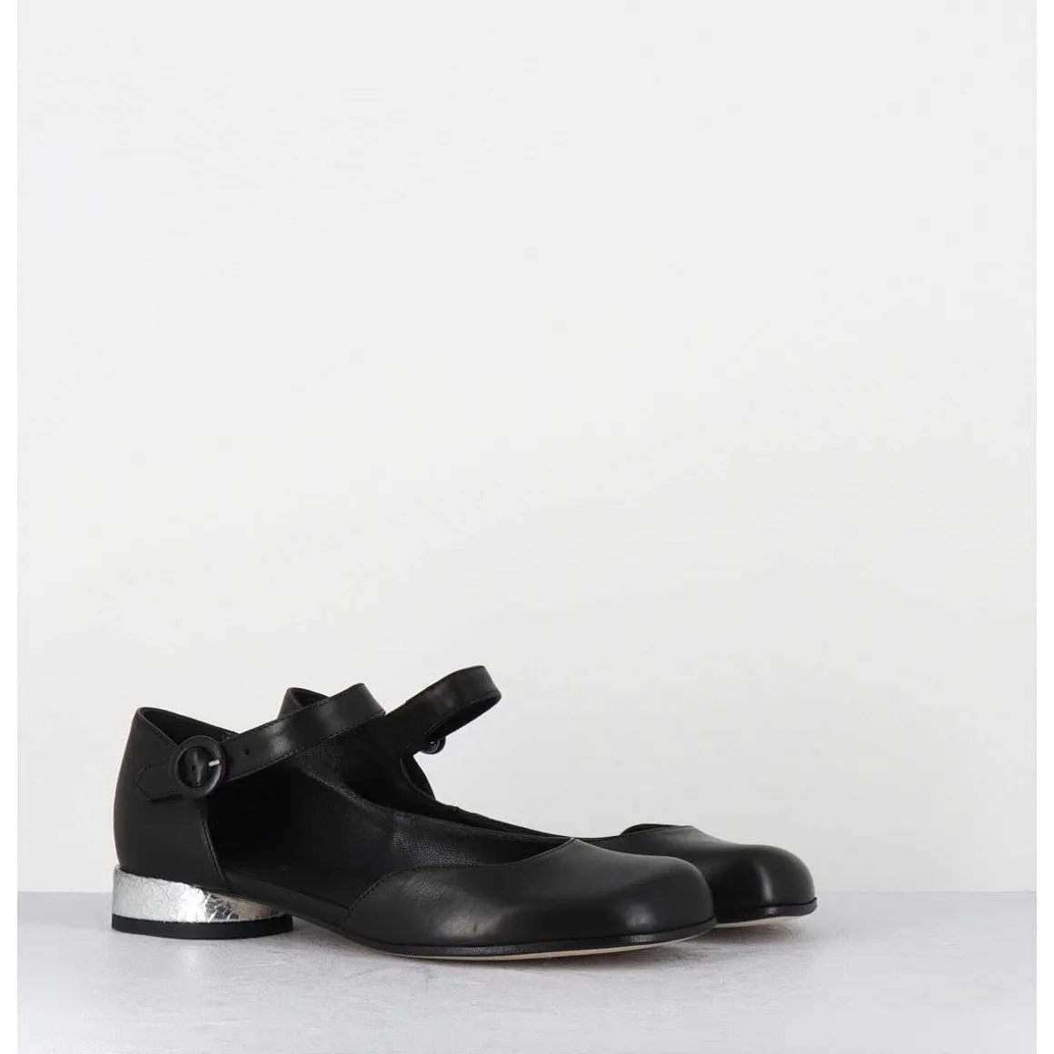 Babies Asymetrique En Cuir Noir Petit Talon Argent - Mani2 Fular Nero
