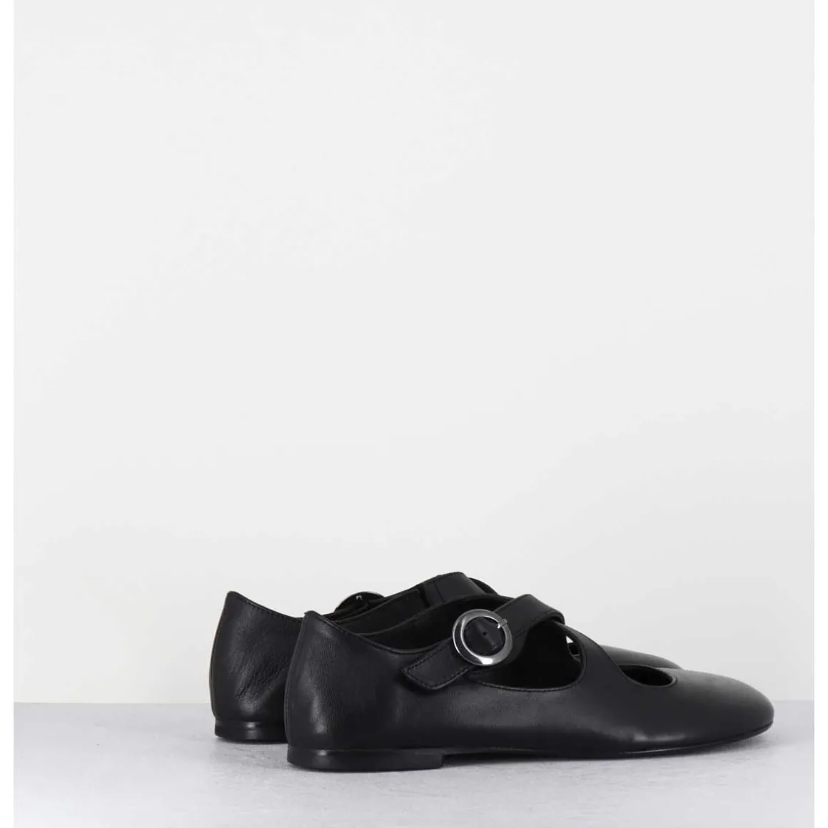 Ballerines A Brides Croisees En Cuir Souple Noir - Ziami Buffy Nero