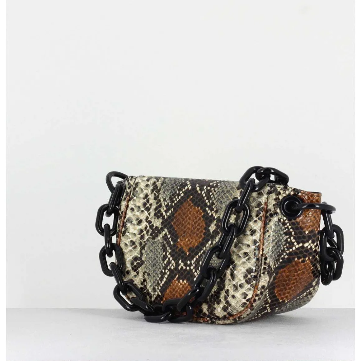 Bend Bag Snake