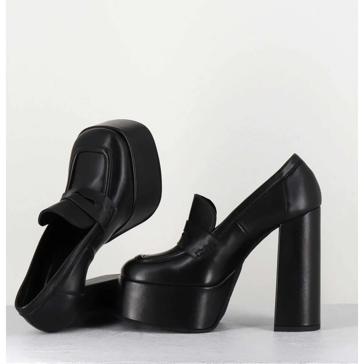 Black Leather Platform Loafers - Barsi Nero