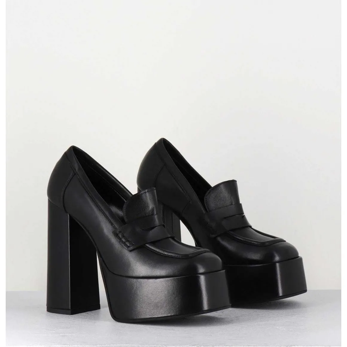 Black Leather Platform Loafers - Barsi Nero