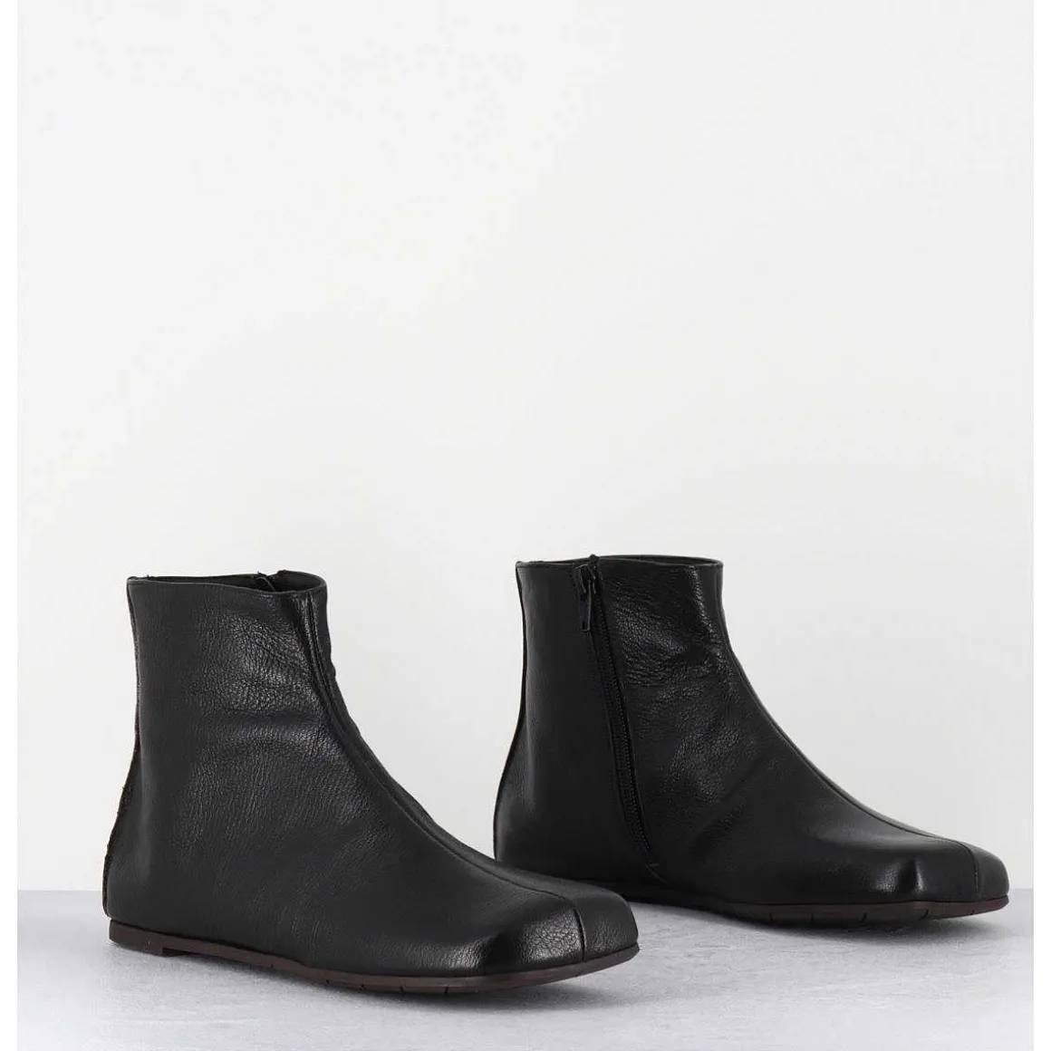 Boos Plates Minimalistes En Cuir Noir - Ab1655 Madras Nero
