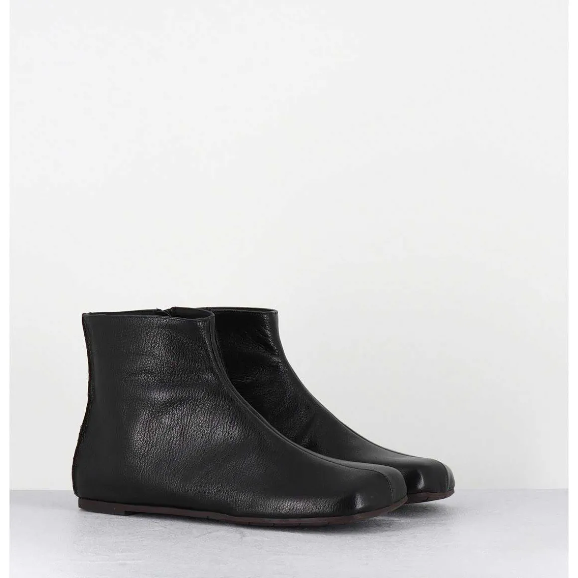 Boos Plates Minimalistes En Cuir Noir - Ab1655 Madras Nero
