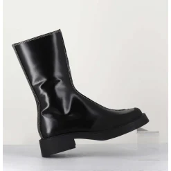 Boots A Bout Carre Large En Cuir Noir Lisse - Tora Black Boots