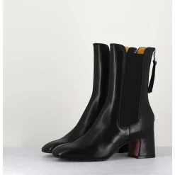 Boots A Elastiques En Cuir Souple Noir - P900 Nero