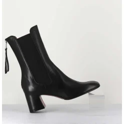 Boots A Elastiques En Cuir Souple Noir - P900 Nero