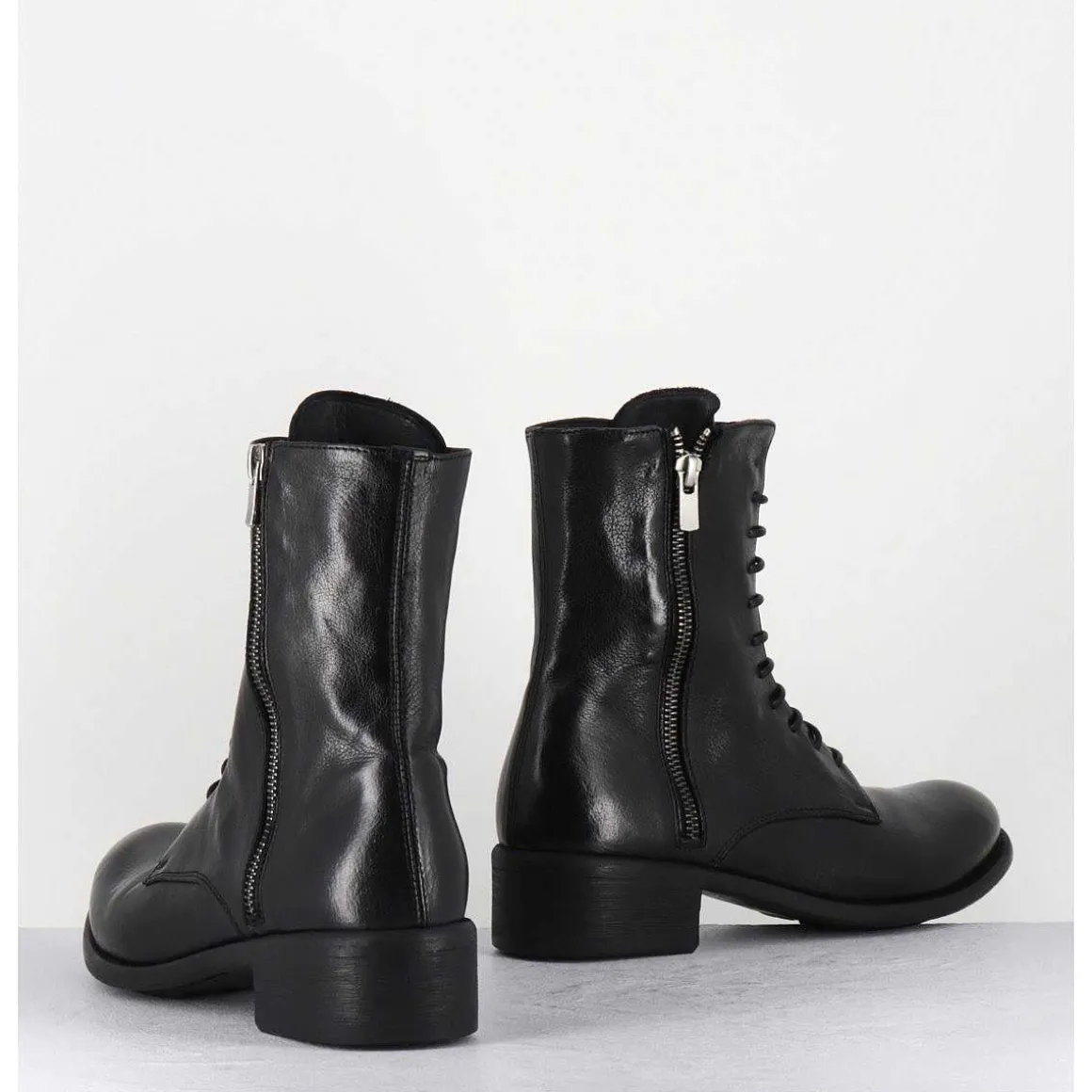 Boots A Lacets En Cuir Noir Zip Exterieur - Lison Caou063 Nero