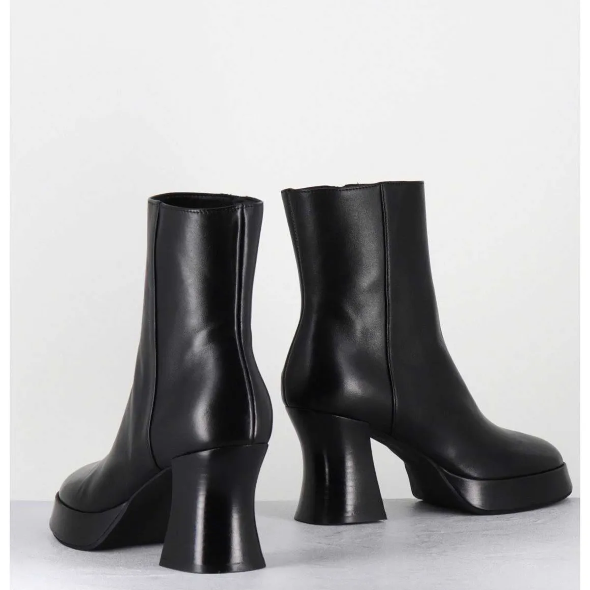 Boots A Plateforme En Cuir Noir Talon Retro - Blau Nappa Nero