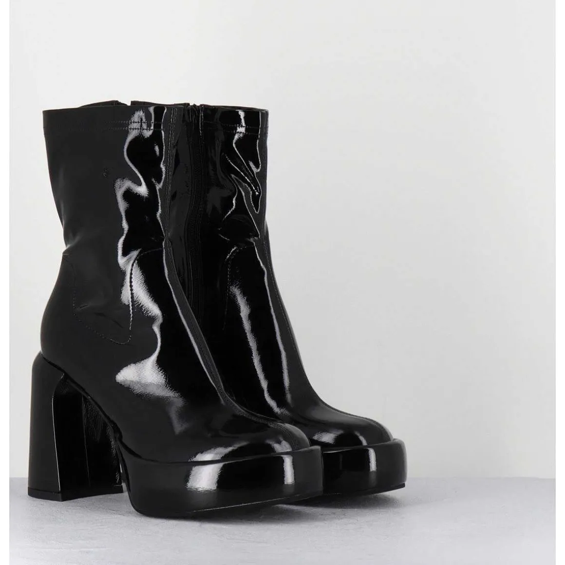 Boots A Plateforme Stretch Vernis Noir - E3527 Rain Nero