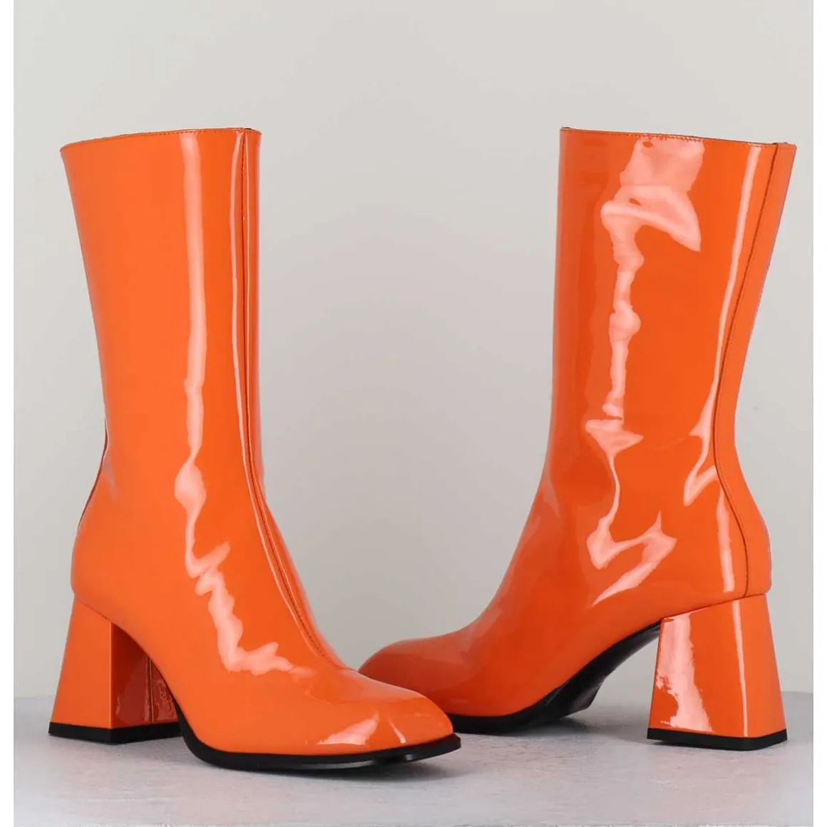 Boots A Talon 70S En Cuir Vernis Orange - Ya2240 Arancio