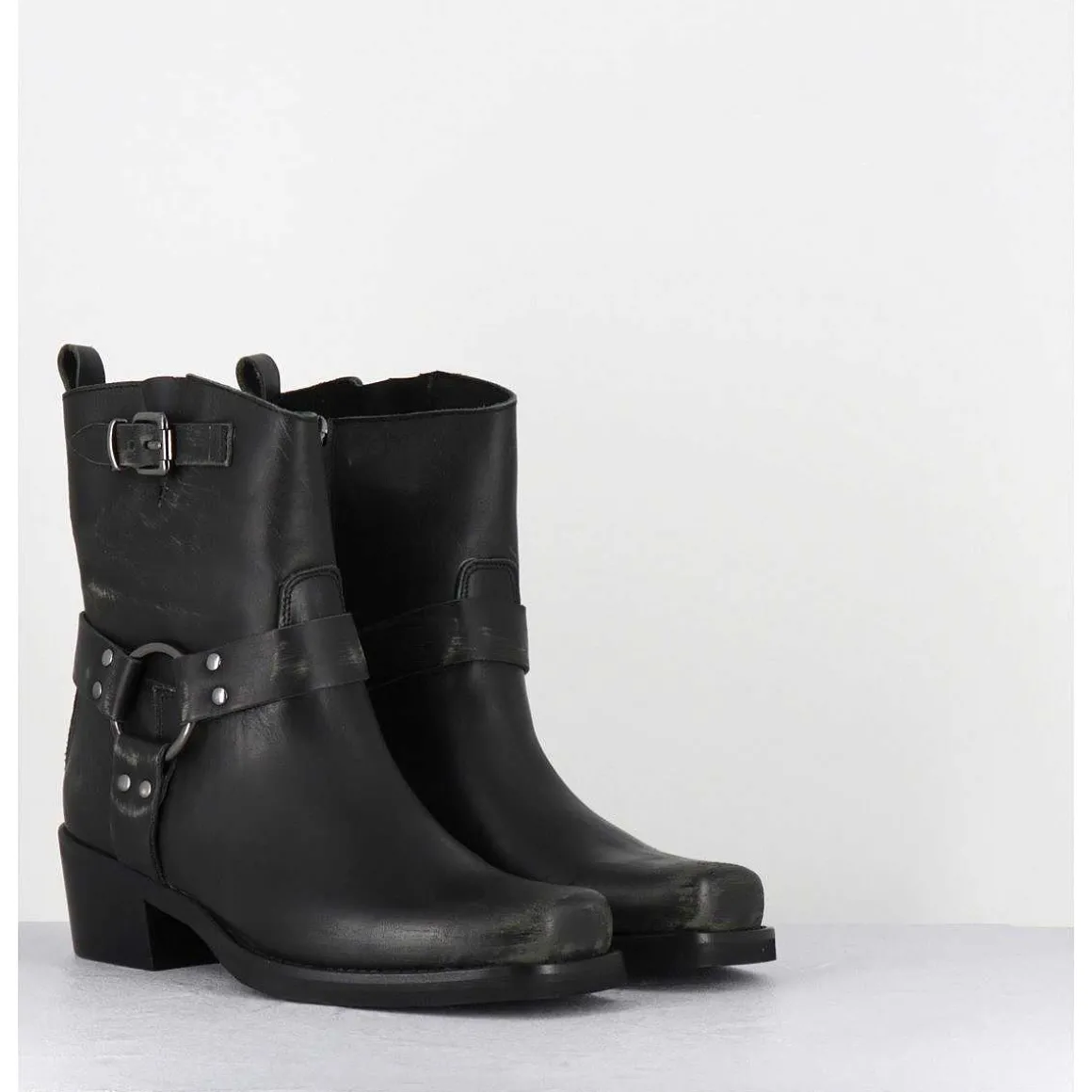 Boots Bikers Courtes En Cuir Noir Use - Ramat Asport Asfalto