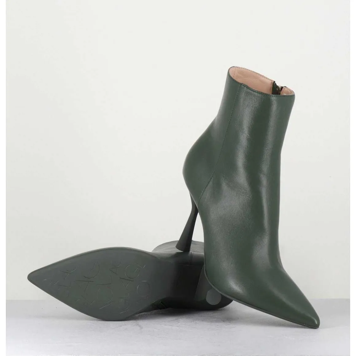 Boots Bout Pointu En Cuir Souple Vert - Dea Cappy