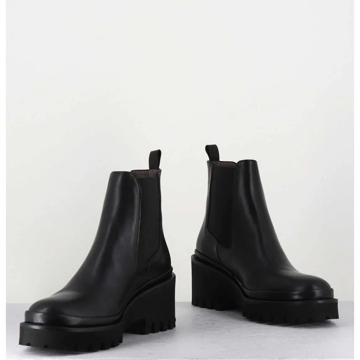 Boots Chelsea En Cuir Noir & Semelle Micro - Bradi Calf Nero