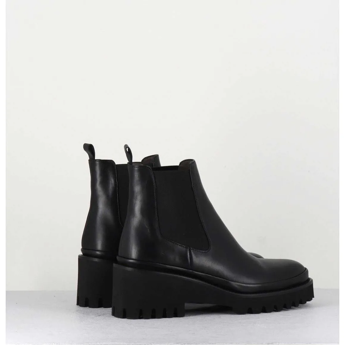 Boots Chelsea En Cuir Noir & Semelle Micro - Bradi Calf Nero