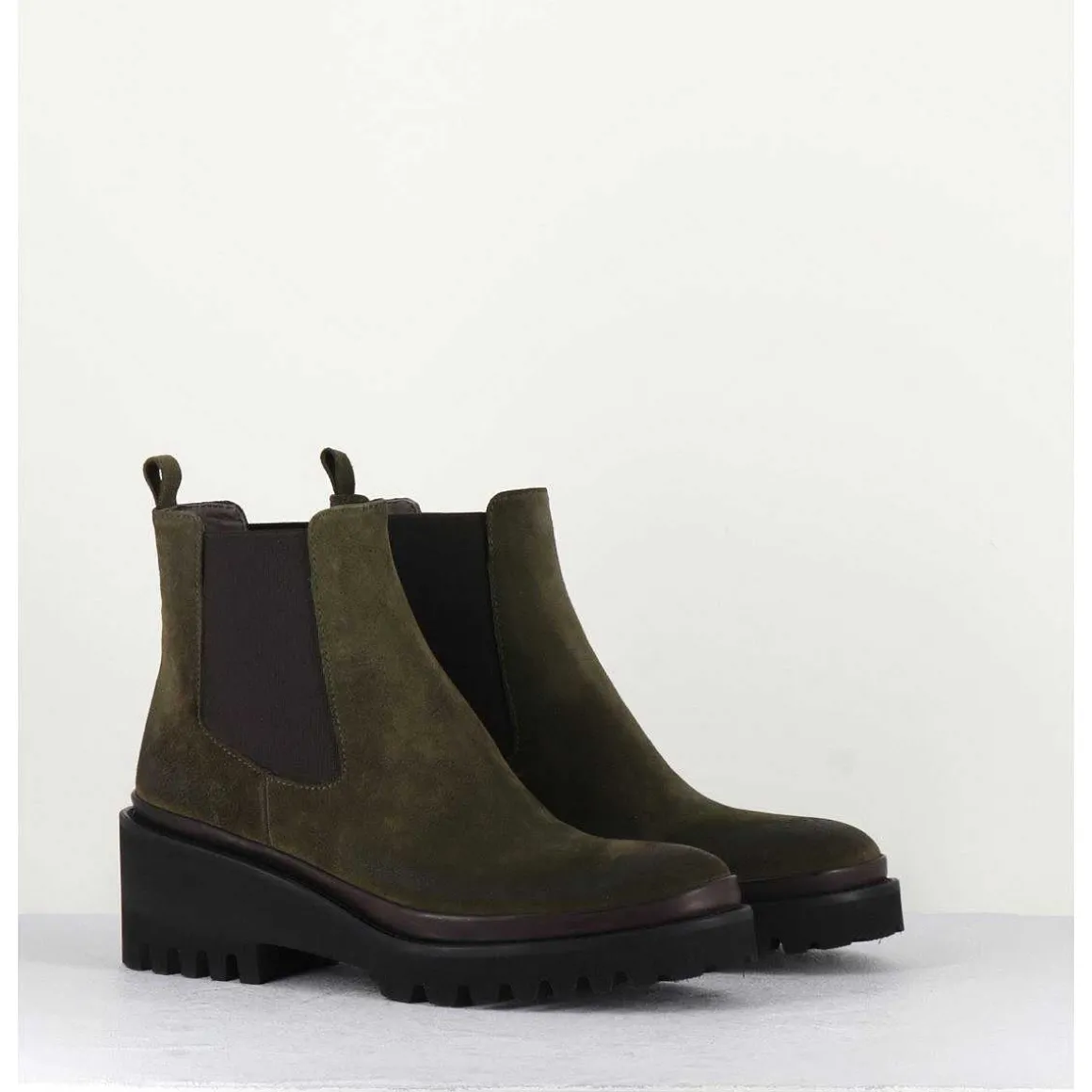 Boots Chelsea En Daim Kaki & Semelle Micro - Bradi Oil Militare