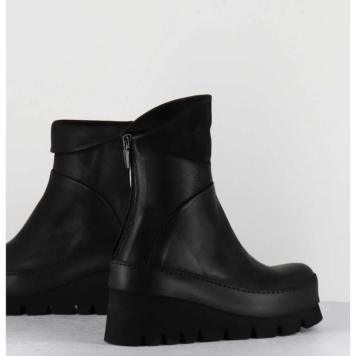 Boots Compensees Destructuree En Cuir Noir - 4562 Gas Nero
