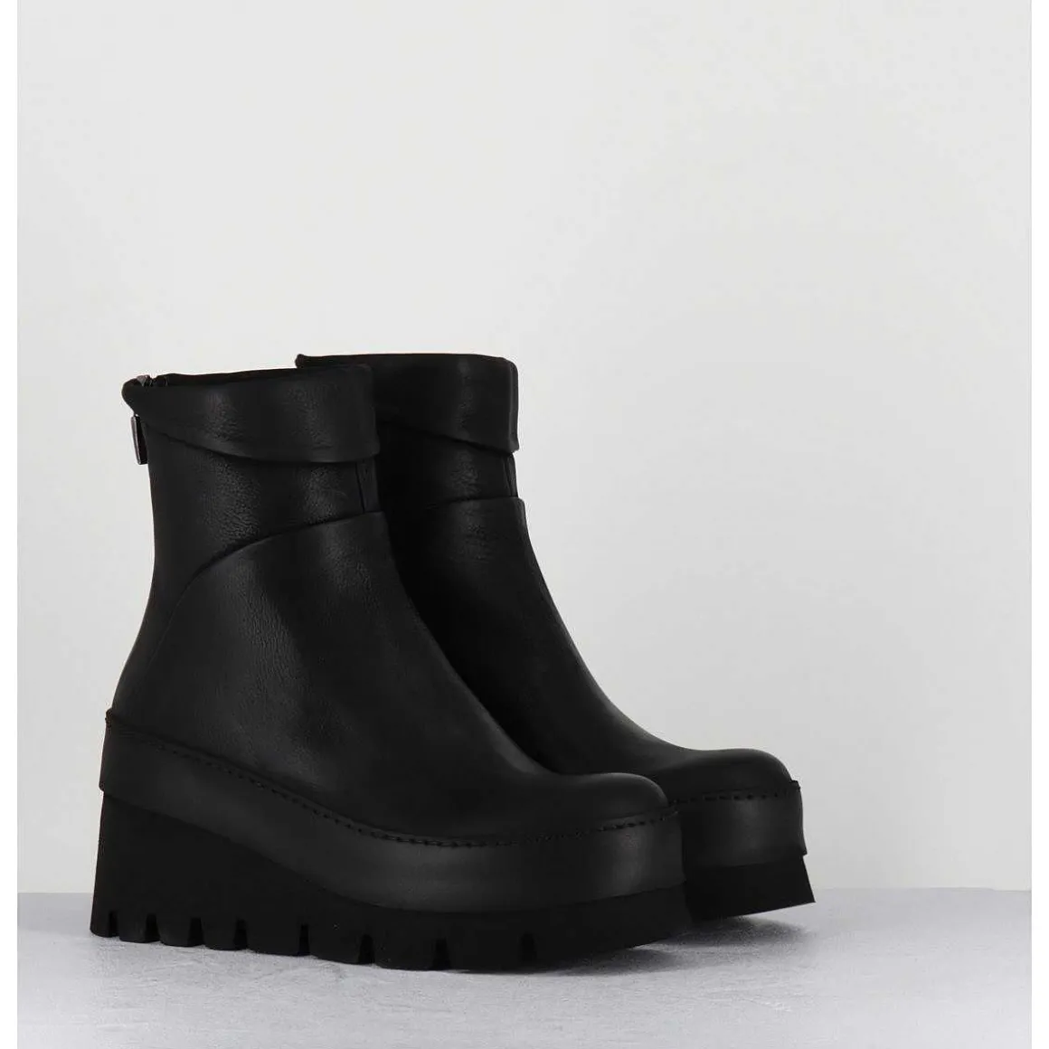 Boots Compensees Destructuree En Cuir Noir - 4562 Gas Nero