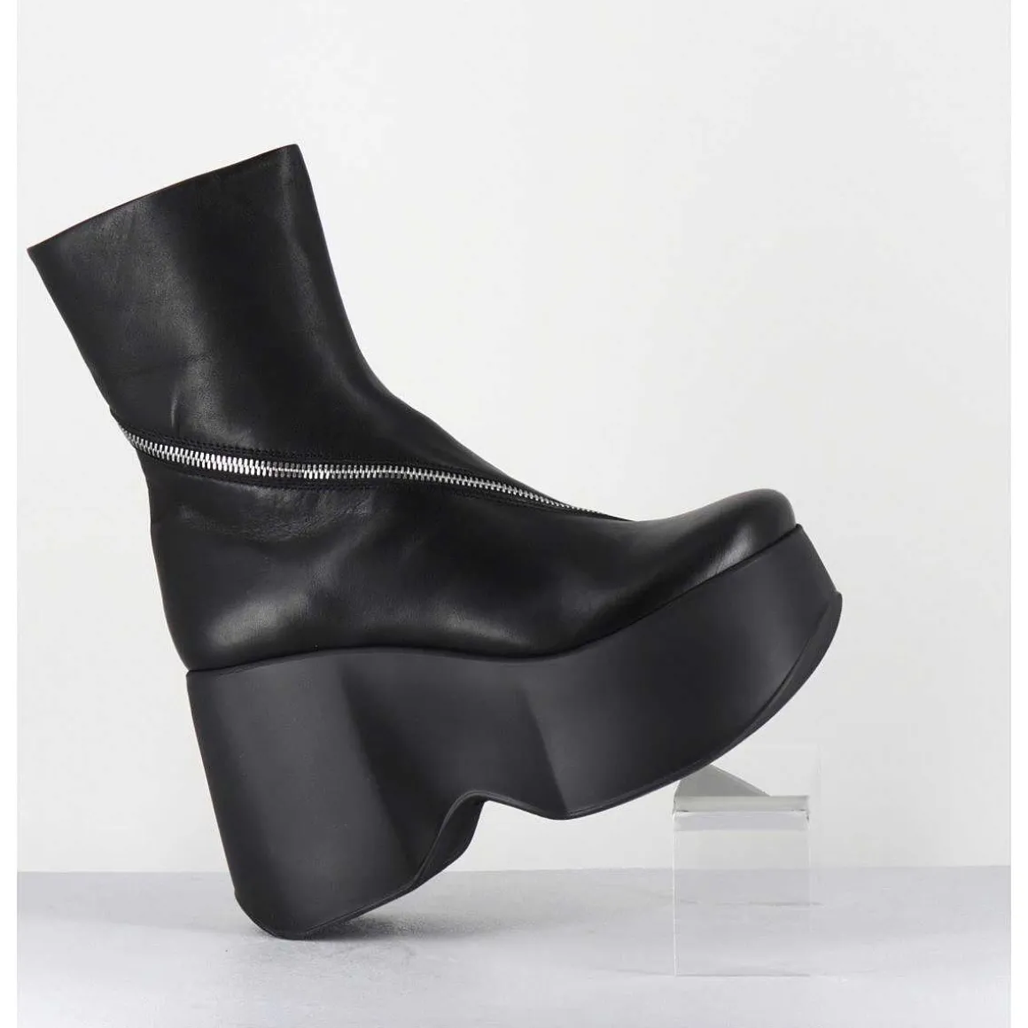 Boots Compenses En Cuir Noir Zip Asymetrique - 1D7562 Island Black