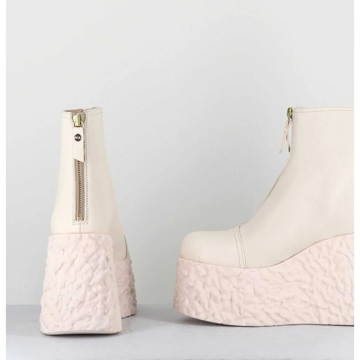 Boots En Cuir Creme Zip Avant&Arriere - Lava Ice