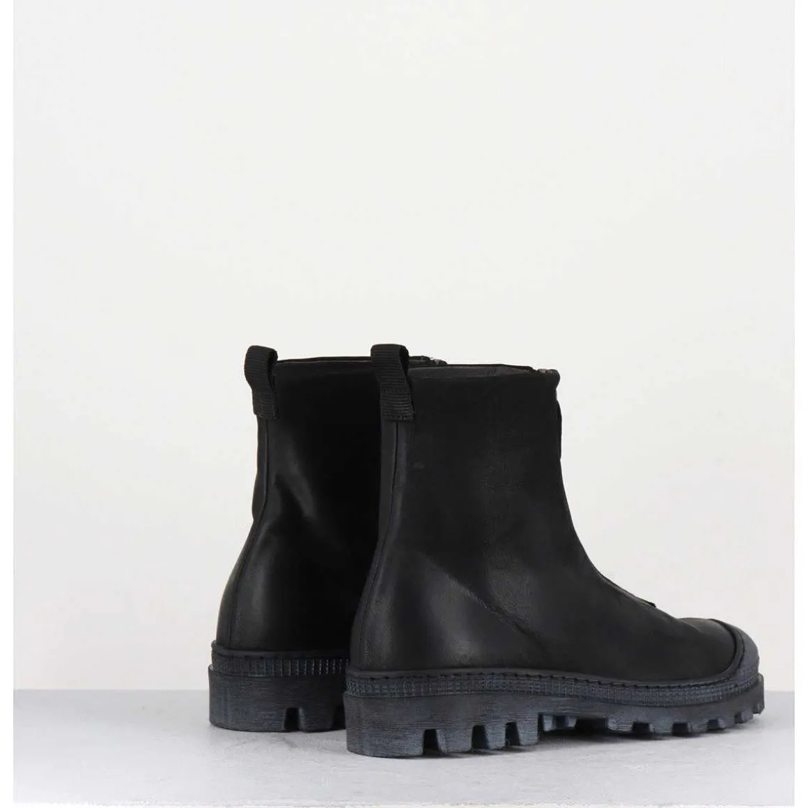 Boots En Cuir Gras Noir Avec Zip Centrale - I6-967 Black