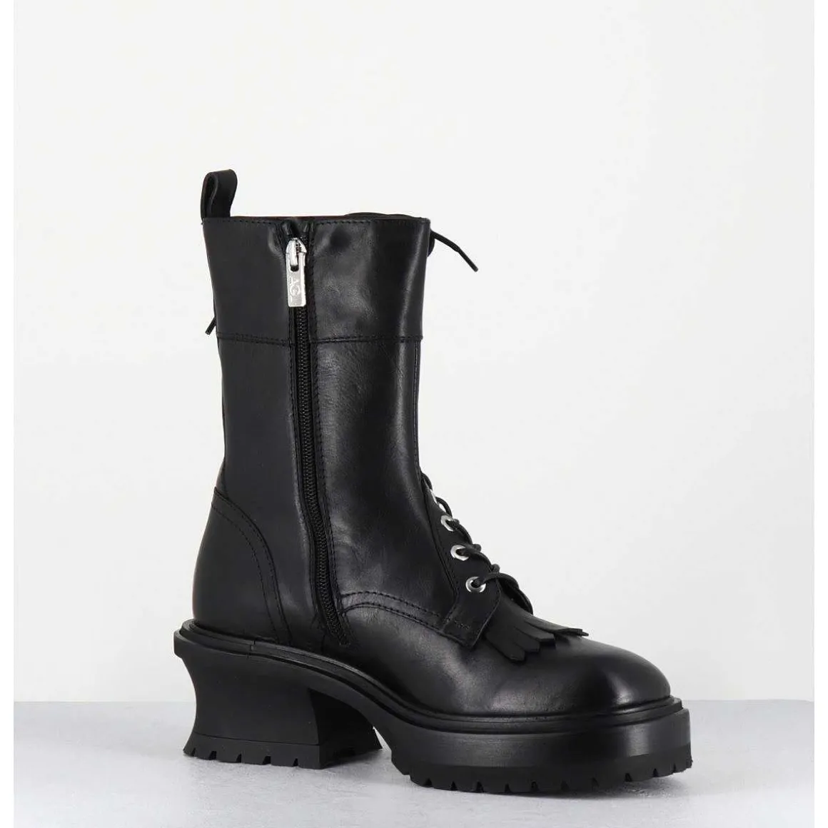 Boots En Cuir Noir Corset Semelle Epaisse - Caro Nero