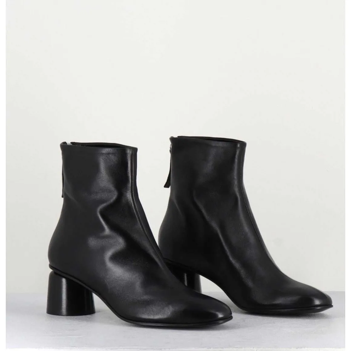 Boots En Cuir Noir Petit Talon 60S - Anya13 Baron Nero