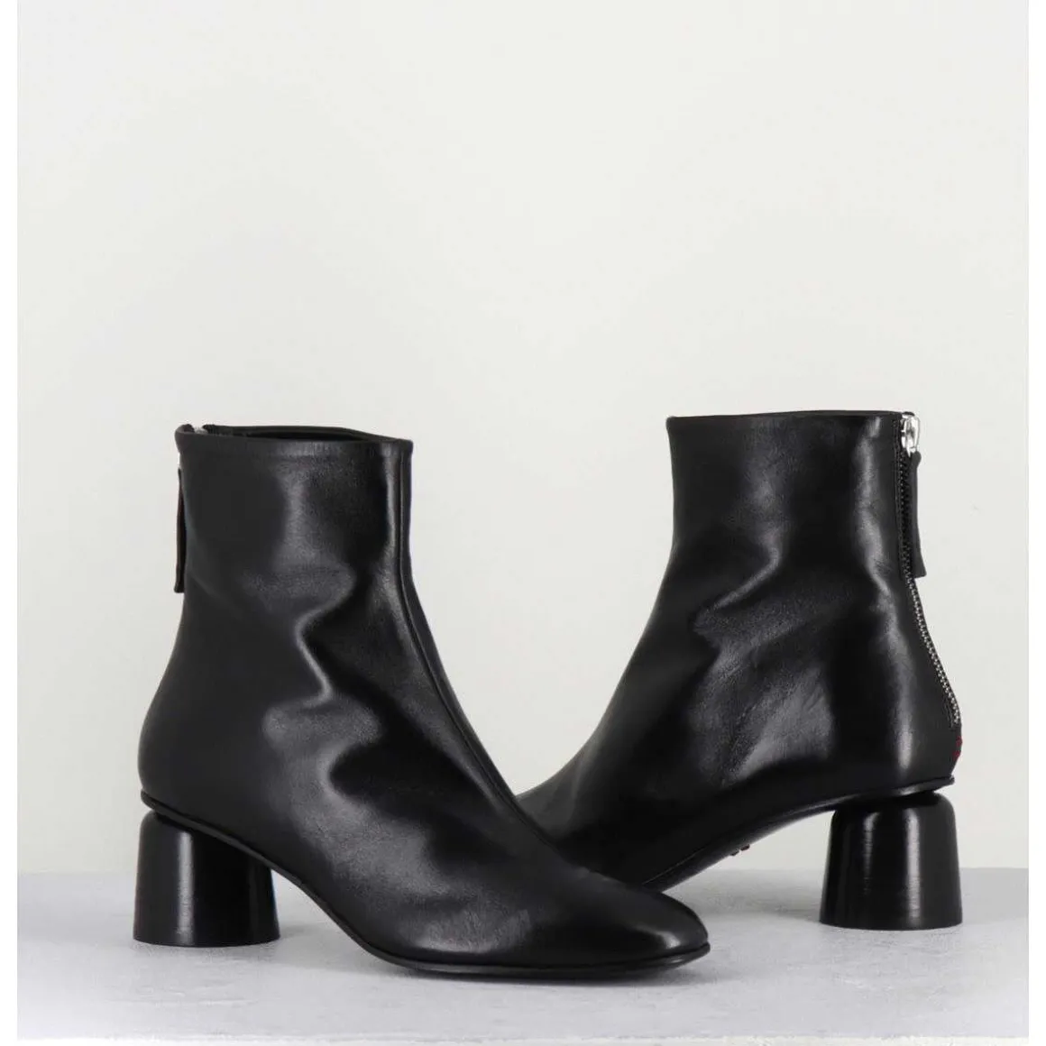 Boots En Cuir Noir Petit Talon 60S - Anya13 Baron Nero