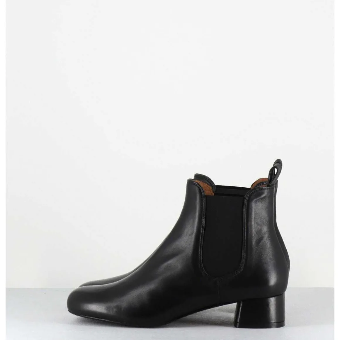 Boots En Cuir Souple Noir Petit Talon & Elastiques - Cesaria Black Nappa
