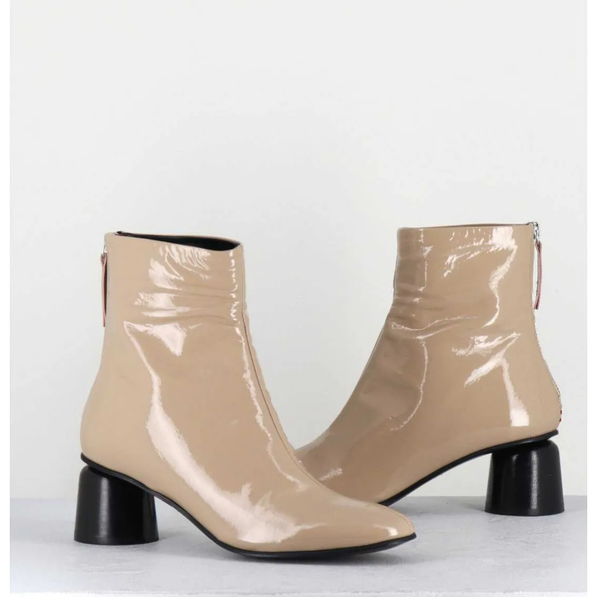 Boots En Cuir Vernis Beige Petit Talon 60S - Anya13 Incenso