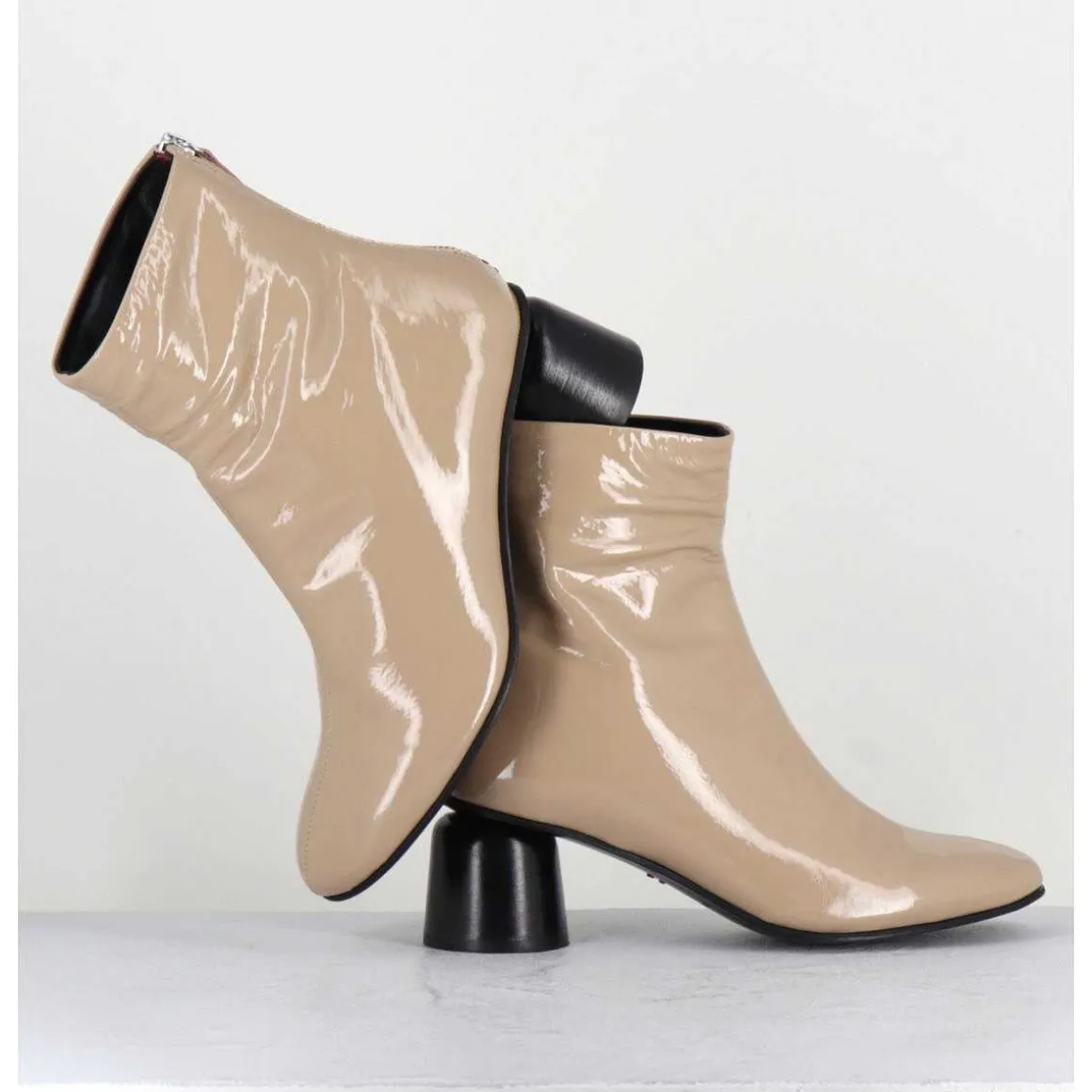Boots En Cuir Vernis Beige Petit Talon 60S - Anya13 Incenso