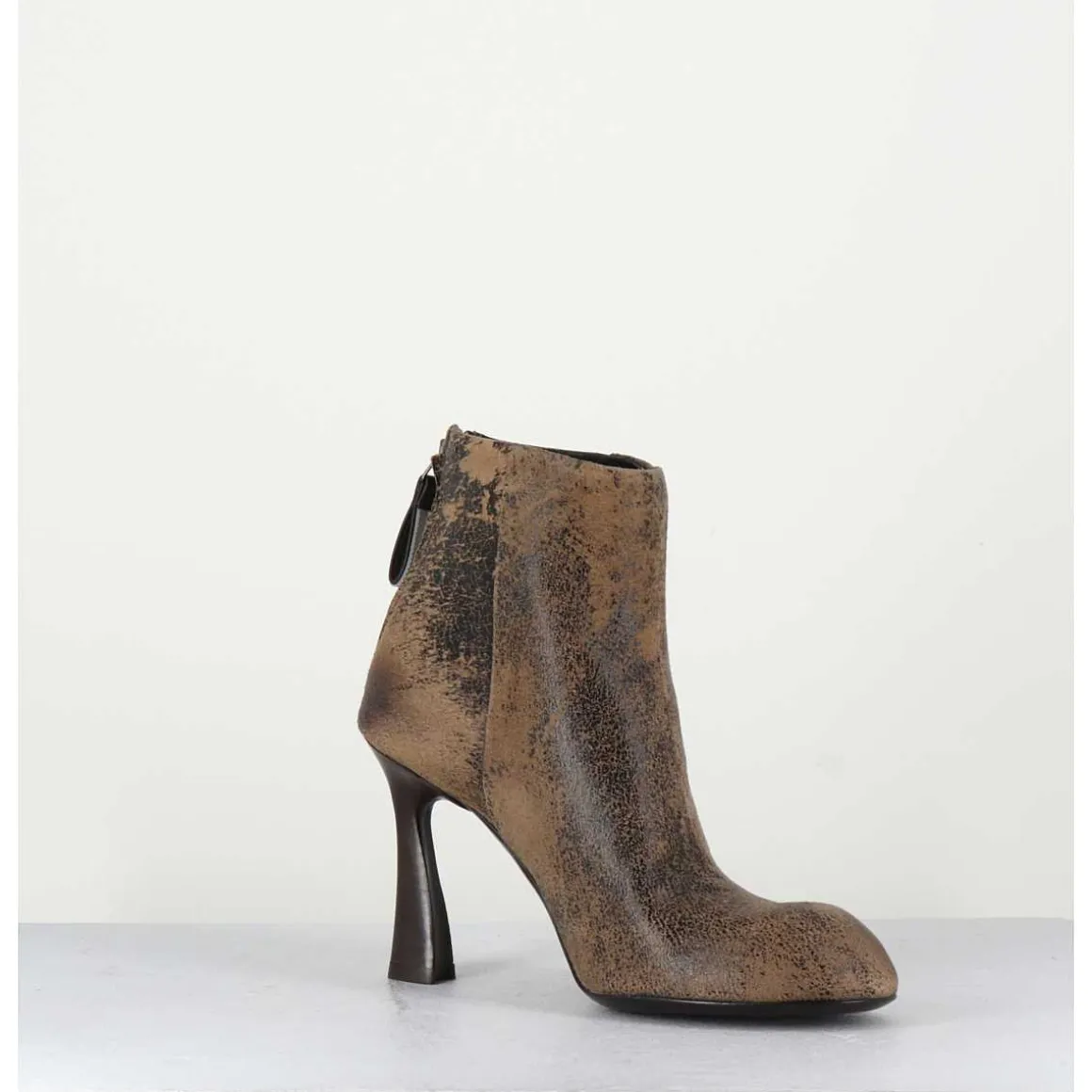 Boots En Cuir Vieilli Marron Talon Haut - M6390 Moro