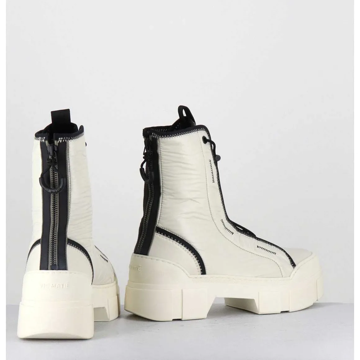 Boots En Nylon Blanc Casse & Elastique Reglable - 1D7300D Silk Wire