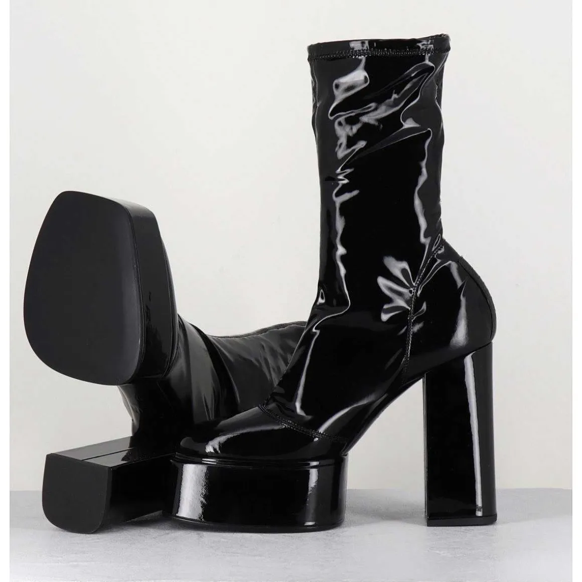 Boots Noires Vernis Stretch - Victoria Mok Patent