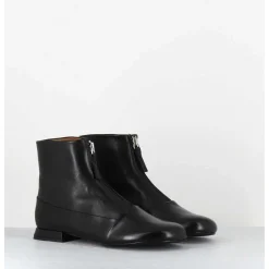 Boots Plates En Cuir Souple Noir A Zip - Maria Black Nappa