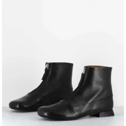 Boots Plates En Cuir Souple Noir A Zip - Maria Black Nappa