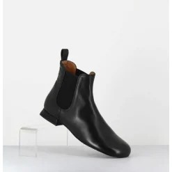 Boots Plates En Cuir Souple A Elastiques - Poura Black Nappa