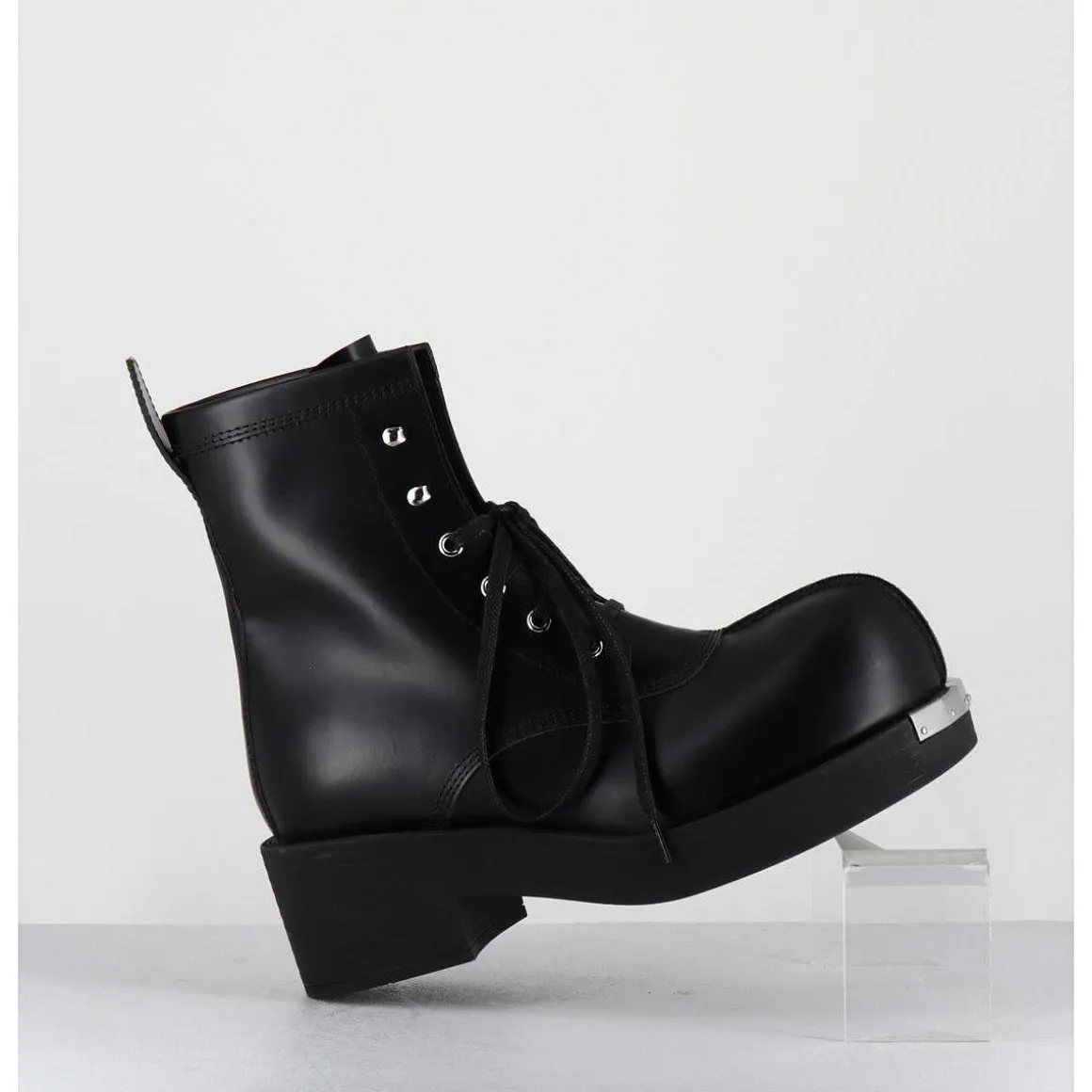 Boots Rangers A Lacets En Cuir Noir - S66Wu115 T8013