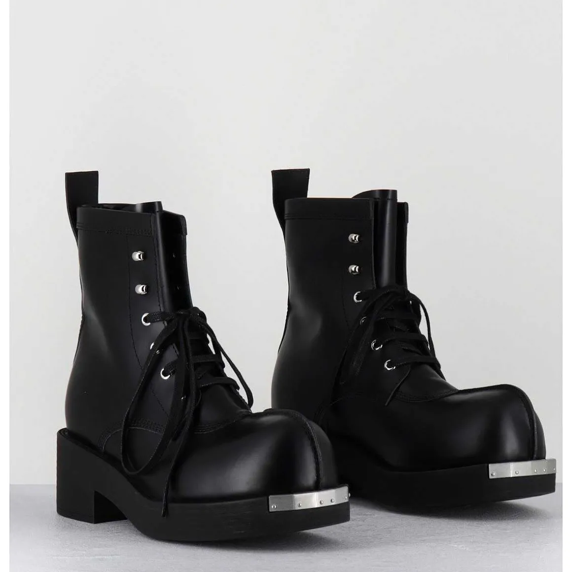 Boots Rangers A Lacets En Cuir Noir - S66Wu115 T8013