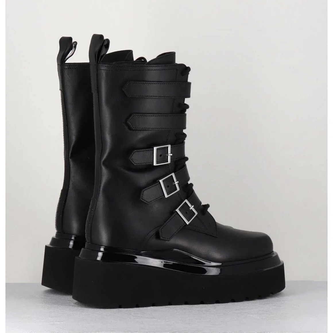 Boots Rangers Compensees En Cuir Noir - Mia Holy Black
