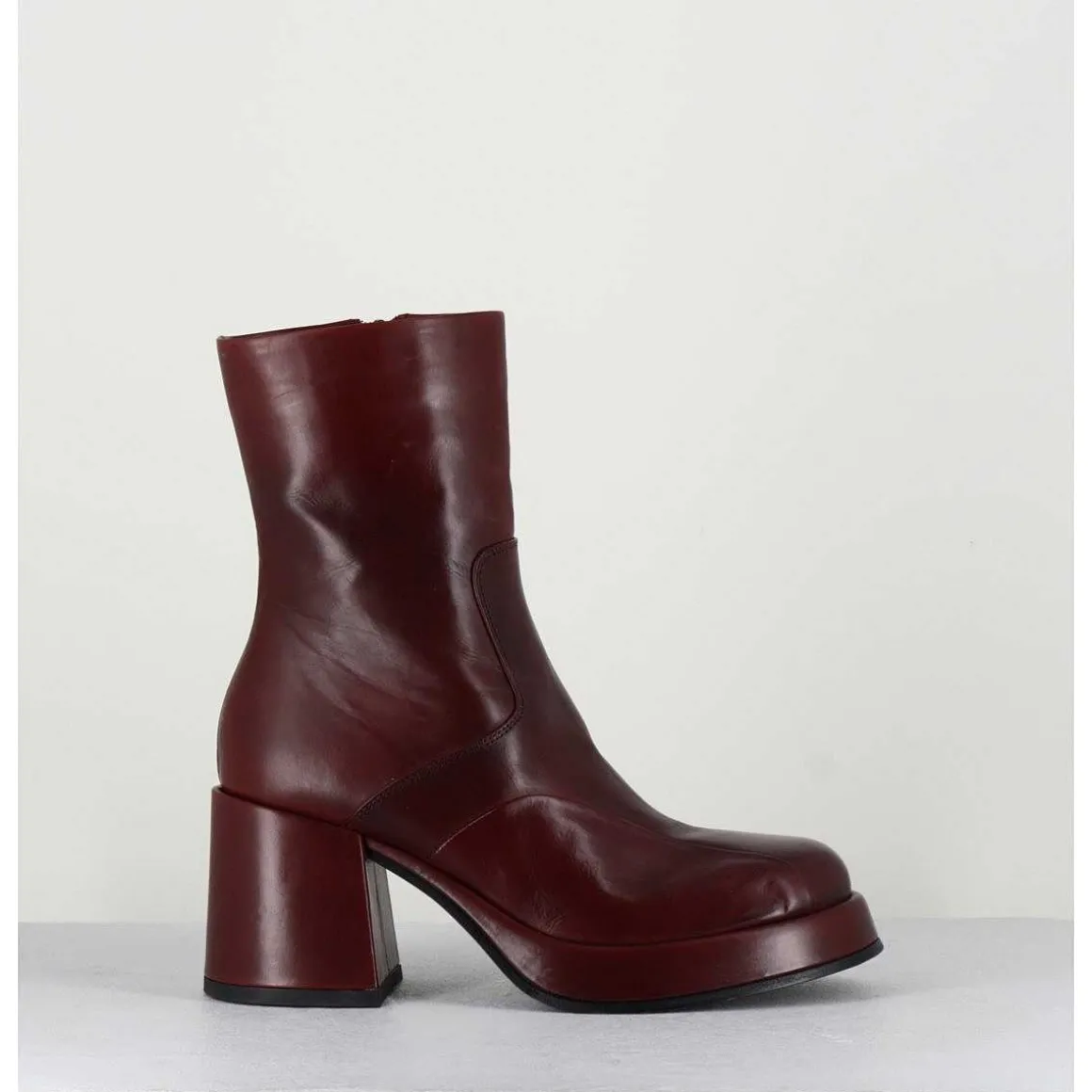 Boots 70S En Cuir Bordeaux - Archi Bordeau