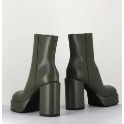Boots 70S En Cuir Khaki - Aiko Nappa Oberoy