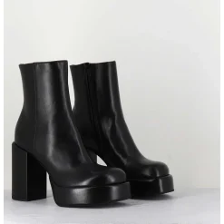 Boots 70S En Cuir Noir - Aiko Nappa Nero