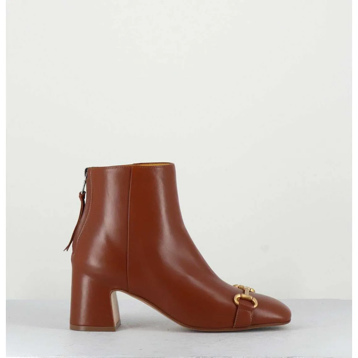 Boots 70S Petit Talon En Cuir Camel Bout Carre - F519 Seta Cuoio