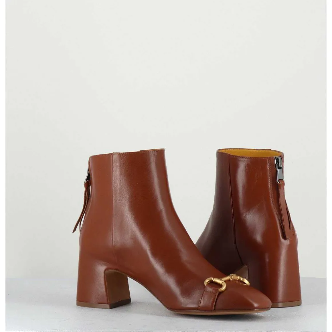 Boots 70S Petit Talon En Cuir Camel Bout Carre - F519 Seta Cuoio