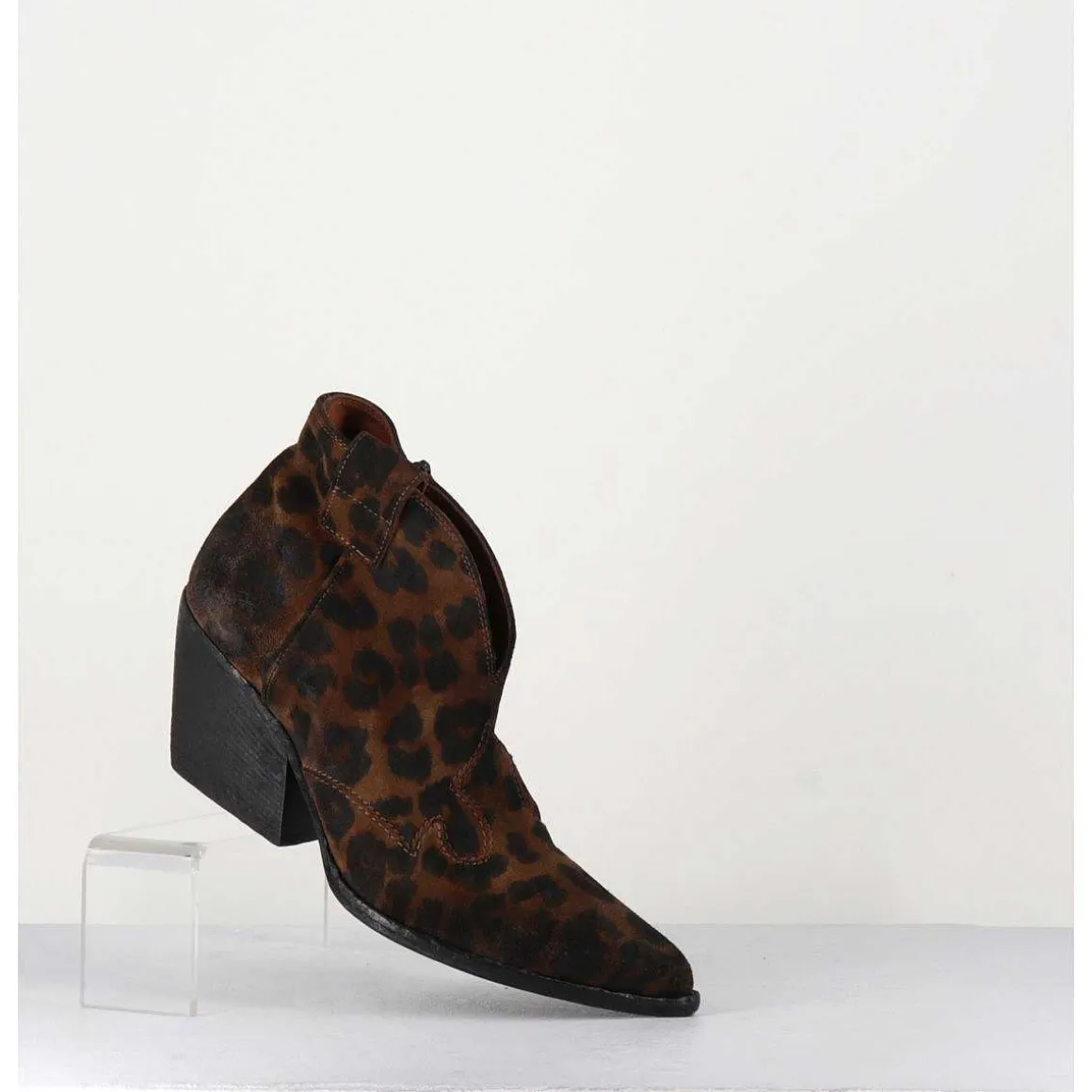 Boots Santiags Courtes En Daim Leopard - E2004L