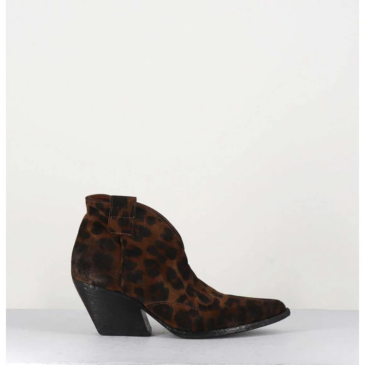 Boots Santiags Courtes En Daim Leopard - E2004L