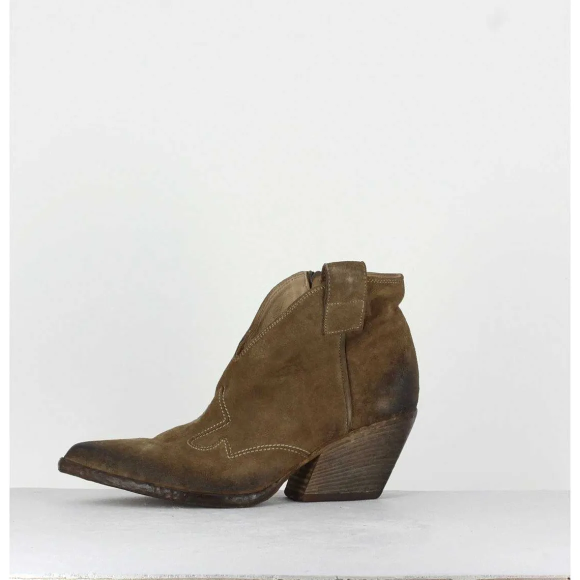 Boots Santiags Courtes En Daim Taupe - E2004 Hombre Sand