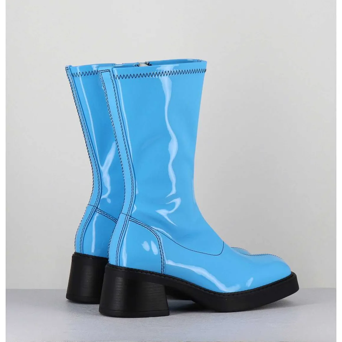 Boots Vinyle Stretch Bleu Ciel - Vero Blue Boots