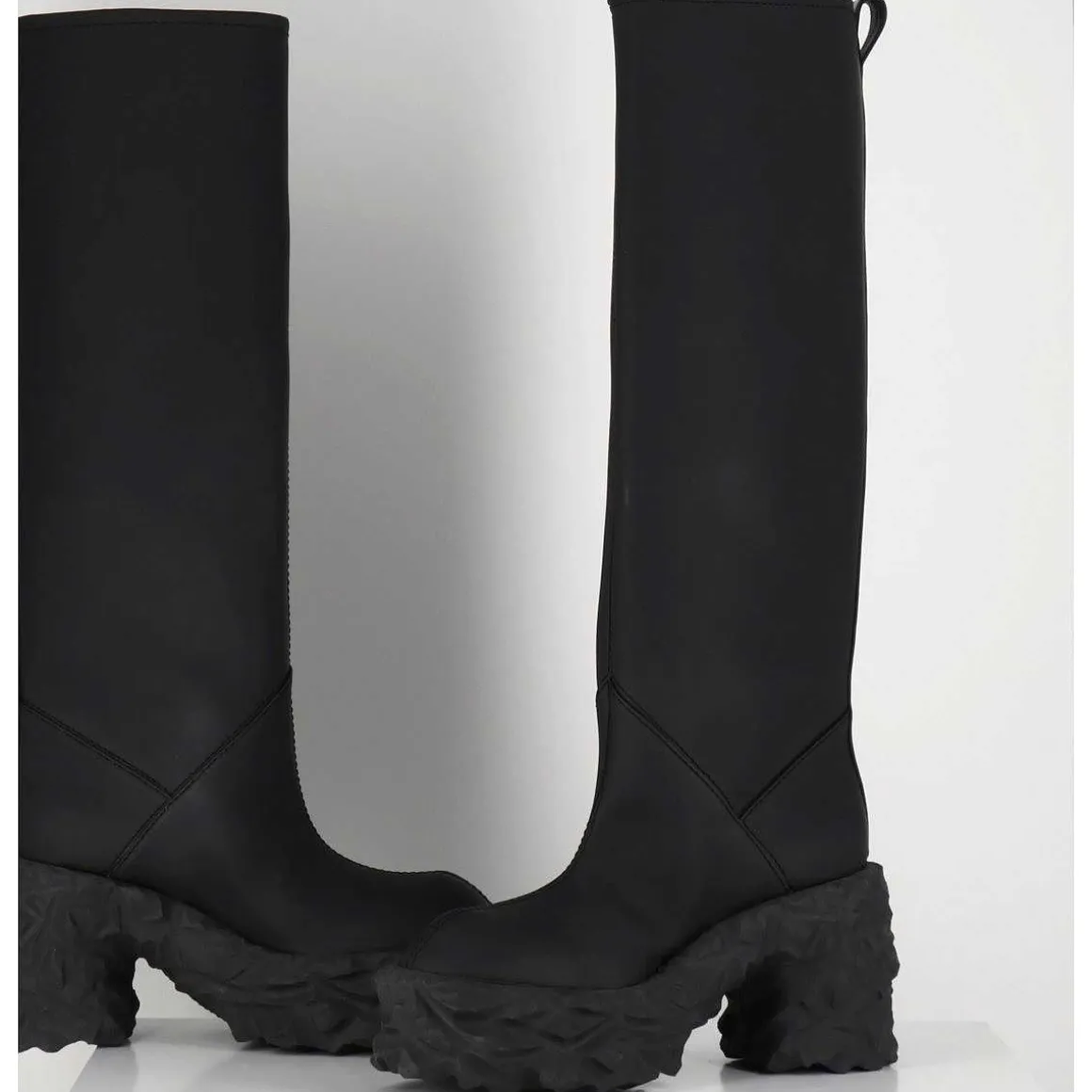 Botte Cuir Mat Noir Plateforme Texturee - M6315 Custo Nero